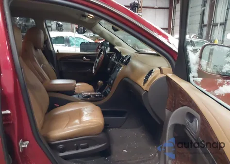 2013 Buick Enclave Leather z USA, uszkodzony, nr VIN 5GAKVCKD3DJ134028